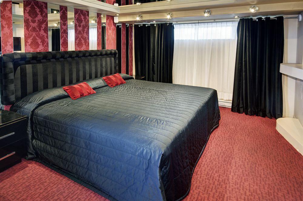 Motel Labarre Longueuil Exterior foto