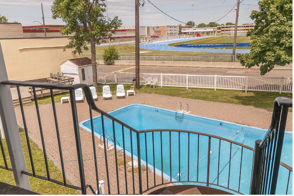 Motel Labarre Longueuil Exterior foto