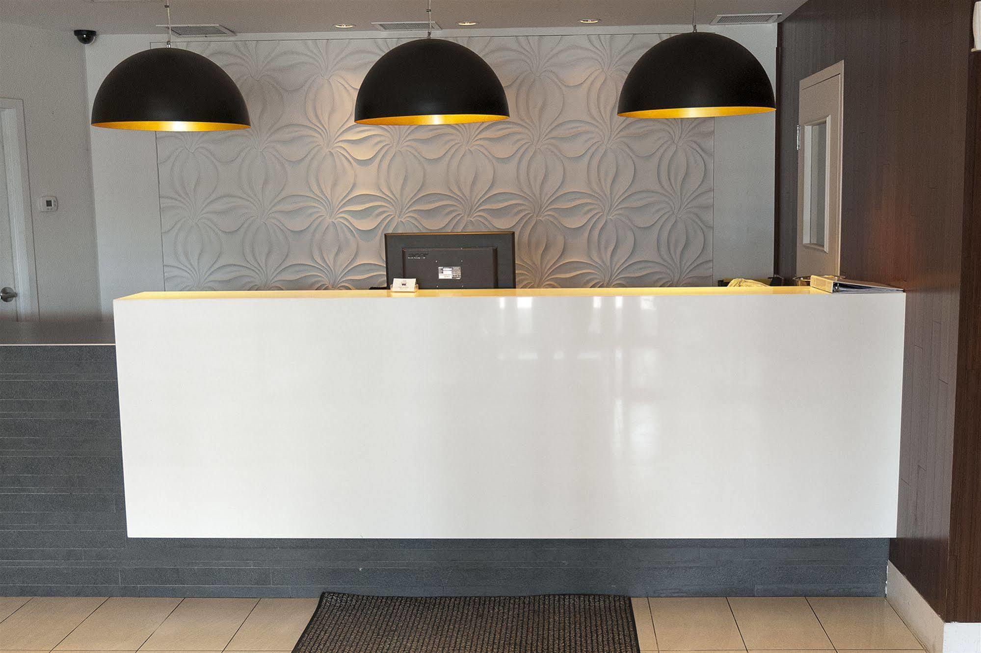 Motel Labarre Longueuil Exterior foto