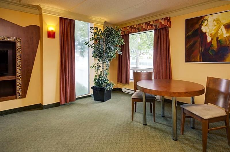 Motel Labarre Longueuil Exterior foto